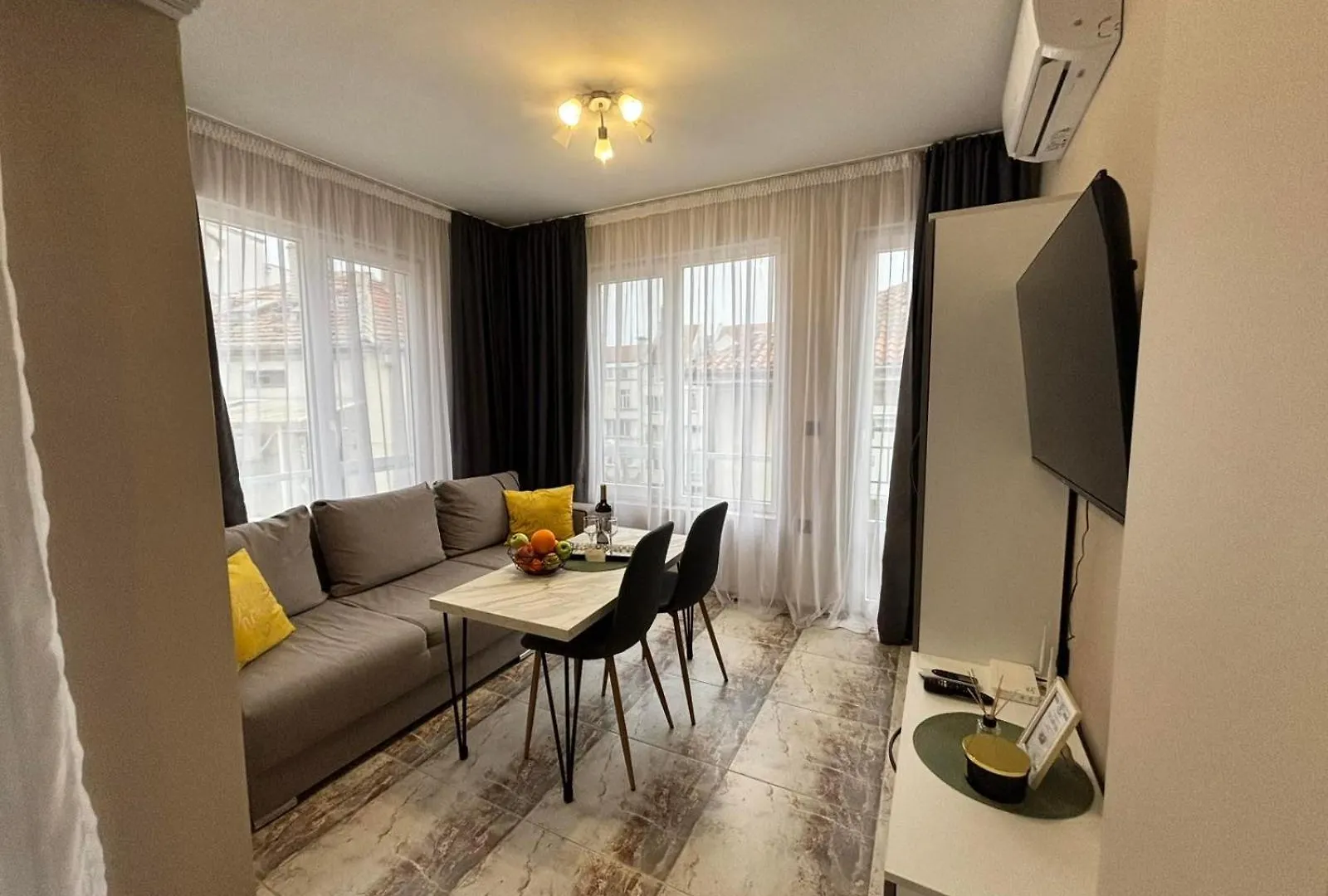 Grand Apartment Ohrid - Top Center Near To Sea And Sea Garden Burgas